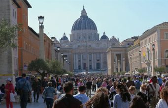 Giubileo, la spesa dei turisti stranieri a Roma ha superato i 10 miliardi