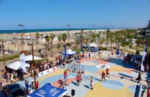 Sport e solidarietà, Carlton Myers riaccende Marina Centro con Sand Rimini