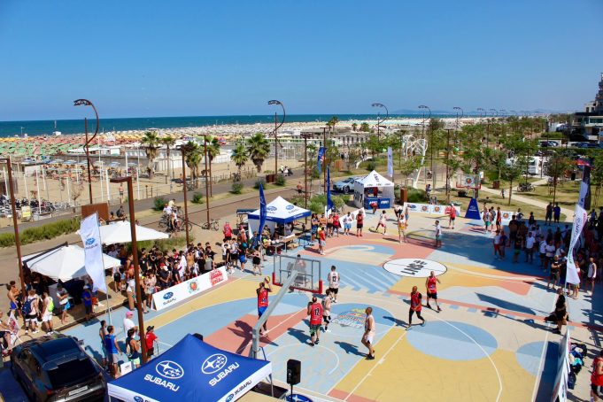 Sport e solidarietà, Carlton Myers riaccende Marina Centro con Sand Rimini