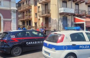 Insegue il fratello e lo uccide a colpi di mannaia nel Catanese, arrestato