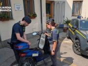 Scooter venduti come bici elettriche, maxi sequestro in tutta Italia
