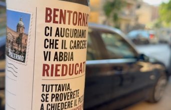 Palermo, cartoline in strada per boss scarcerati “Niente pizzo o vi denunciamo”