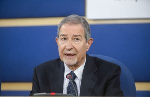 Campi Flegrei, Musumeci “Al lavoro per ridurre l’esposizione al rischio”