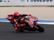 Marc Marquez trionfa al Gp di San Marino, Bezzecchi subito out