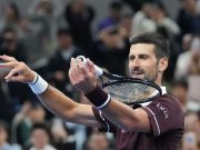 Djokovic vola in finale a Pechino, Medvedev squalificato