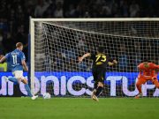 Doppietta De Bruyne e gol di Lang, al Maradona il Napoli batte 3-0 il Frosinone