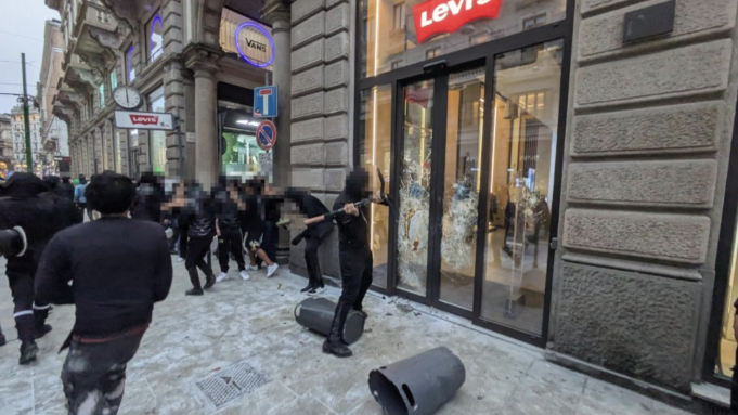 GIOVANI E VIOLENZE Specchio di un mondo adulto