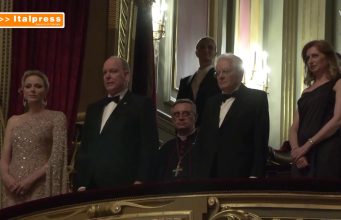 Mattarella all’Opera Garnier con i principi di Monaco